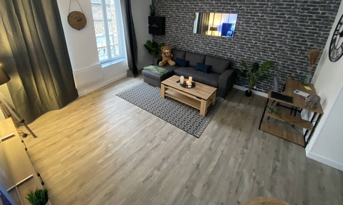 Sens Apartment | Super Apartment T3 near train station