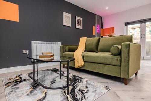 Montpelier Apartment | Super Central 1 Bedroom Flat Next To Brighton Beach Sleep 6