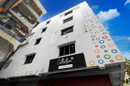 Chinar Park Hotel | Super Collection O Chinar Park Near Airport