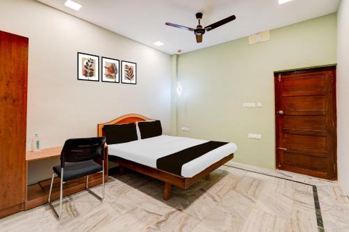 Khattalwada Hotel | Super Collection O Vadapalani Formerly Mahalakshmi Inn