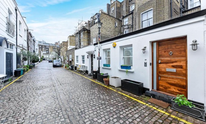 Queen's Gate Apartment | Super High-End Kensington House near Hyde Park