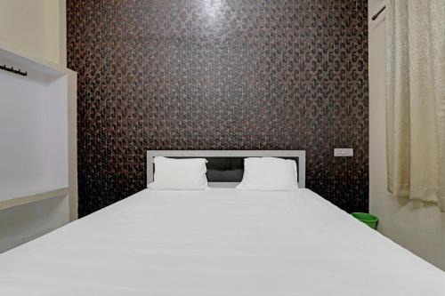 Naini Hotel | Super Hotel O Diamond