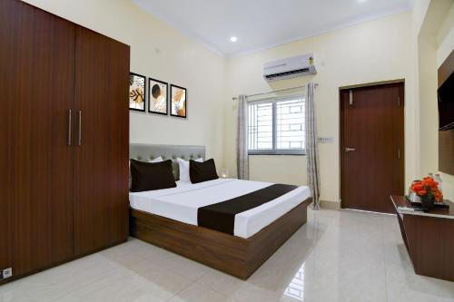 Dhanbad Hotel | Super HOTEL O GATHABANDHAN