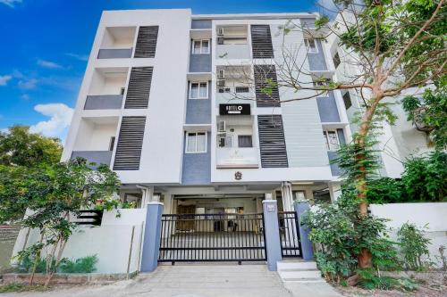 Valasaravakkam Hotel | Super Hotel O Valasaravakkam Near Chandra Metro Mall