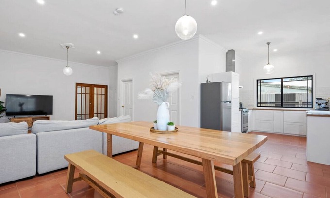 Piccadilly House | Super House, Super Host