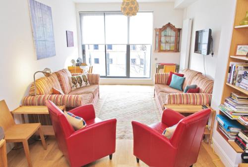 Farringdon Apartment | Super Nice Clerkenwell Home