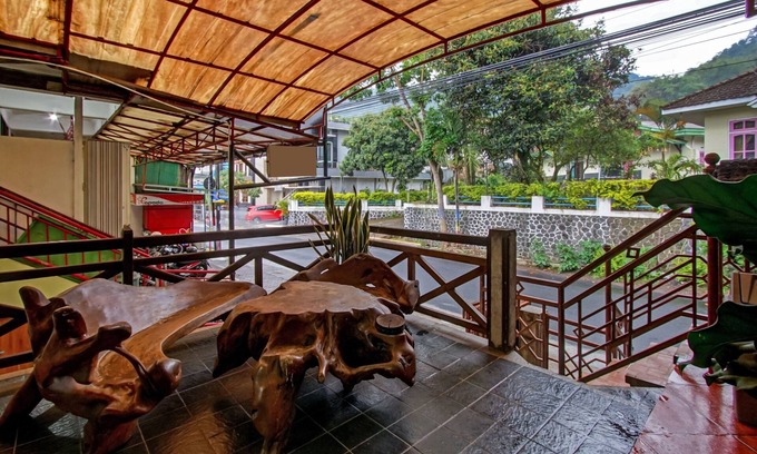 Sidomulyo Hotel | Super OYO 90031 Villa Papada