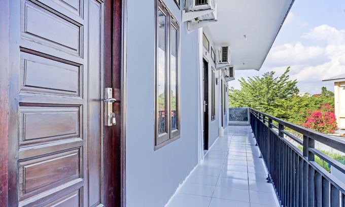 Samarinda Hotel | Super OYO 90550 Good Sleep 3 Samarinda