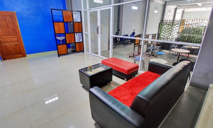 Hargomulyo Hotel | Super OYO 90767 Gm Guest House