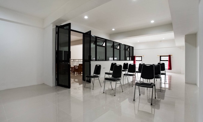 Cimahi Hotel | Super OYO Capital O 3463 Cimahi Guest House