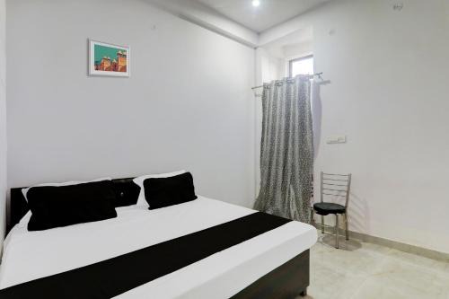 Gorakhpur Hotel | Super OYO Hotel O KN Guest House