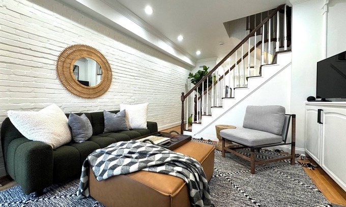 Logan Circle House | Super-Stylish Logan Circle 4-bedroom townhome on DC’s Hottest Block