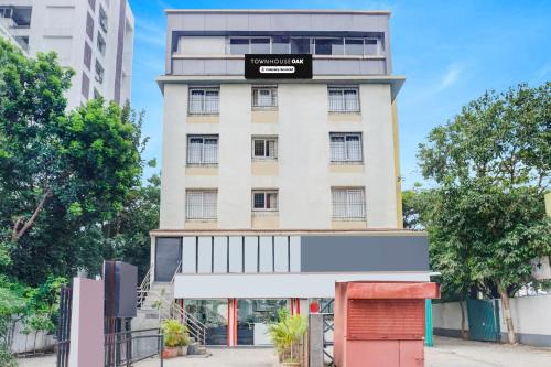 Baner Hotel | Super Townhouse Oak Gravity Inn