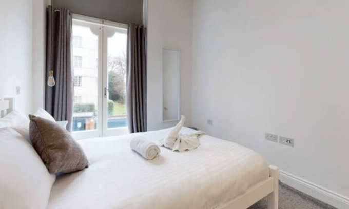 Belsize Park Apartment | Superb 2 Bed Flat in Camden - 5min walk to tube