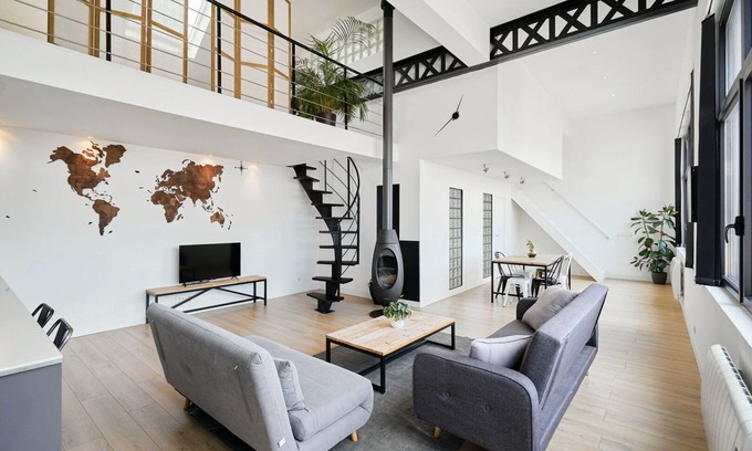 Tourcoing Apartment | Superb 3-bedroom duplex loft + parking.