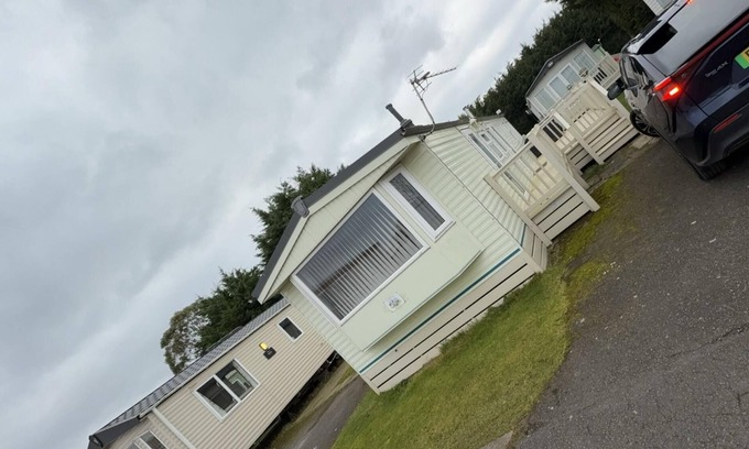 Skegness House | Superb 8 berth caravan at Southview Holiday Park ref 33164ML