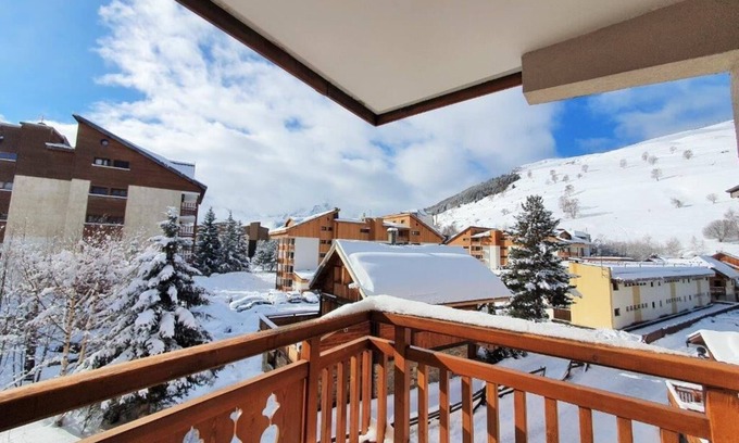 Les Deux Alpes Apartment | Superb Apartment Coeur Station Coté Montagne