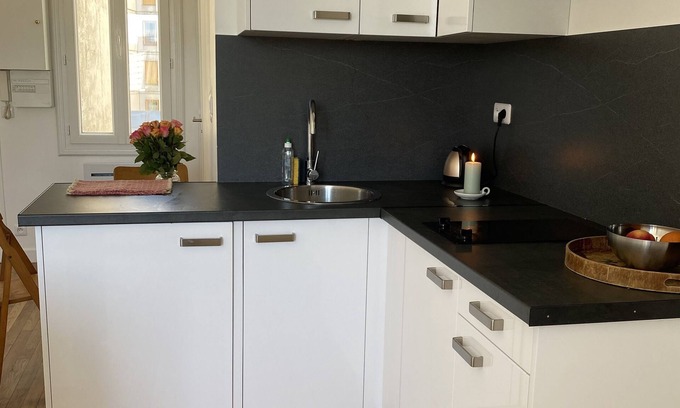 Belleville Apartment | Superb apartment in the center of Paris, refurbished
