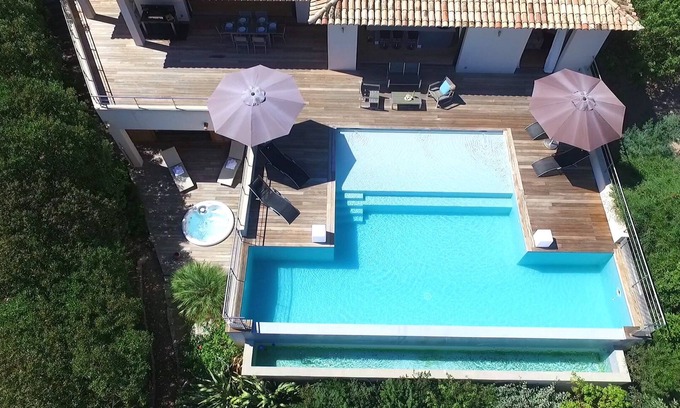 Cirendinu Villa | Superb high standing villa Pinarellu