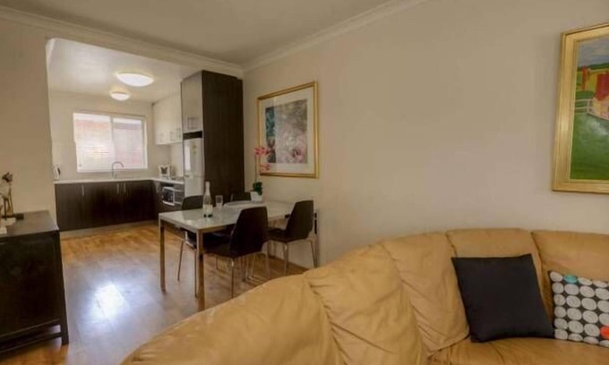 Inglewood Apartment | Superb Mt Lawley 2 BR Minutes to CBD 2, parks restaurants and the Swan River