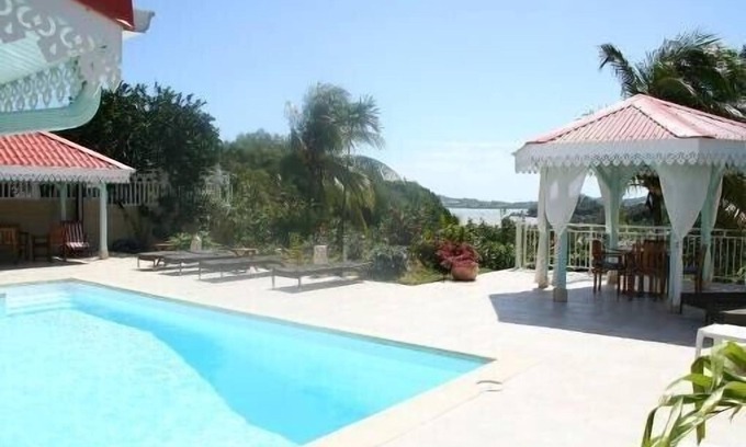 Le Robert Villa | Superb Owner's Villa in Le Robert 240m2