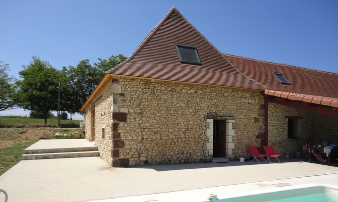 Fossemagne House | Superb stone barn a corner of paradise