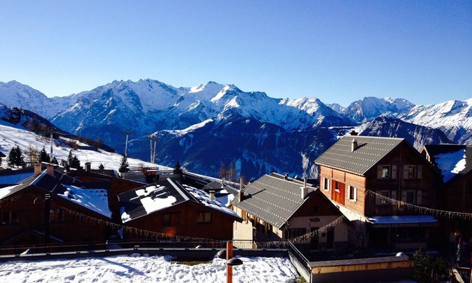 Viel-Alpe Apartment | Superb Studio south to the slopes, private garage
