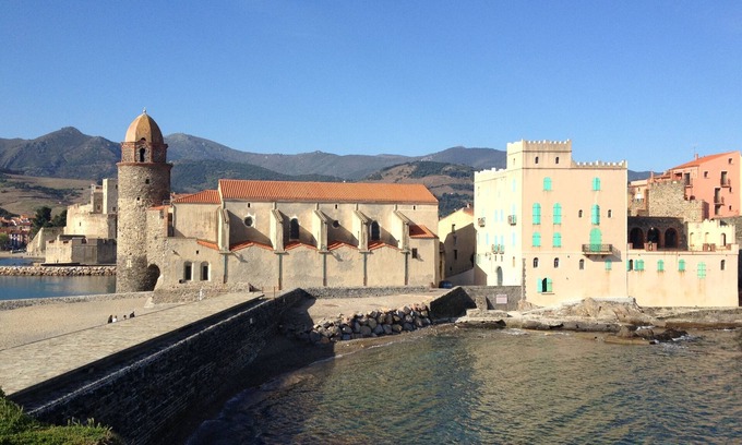 Collioure Apartment | Superb sunny apartment "feet in the water" in the historic center