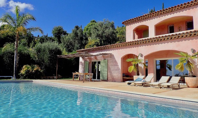 Vence Villa | SUPERB VILLA HUGE POOL 14x5m Walk to Town