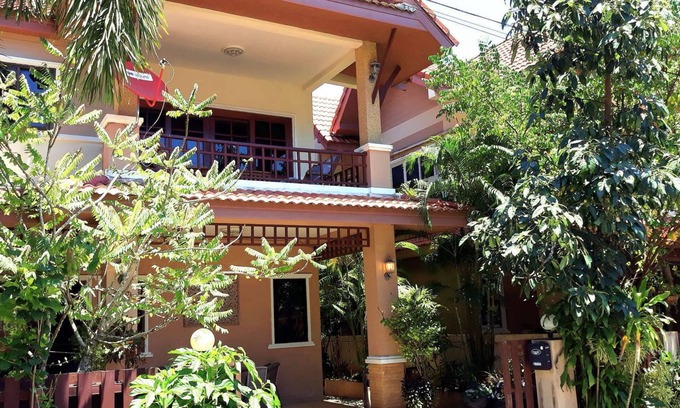 Ban Khlong Haeng Villa | superb Villa with garden