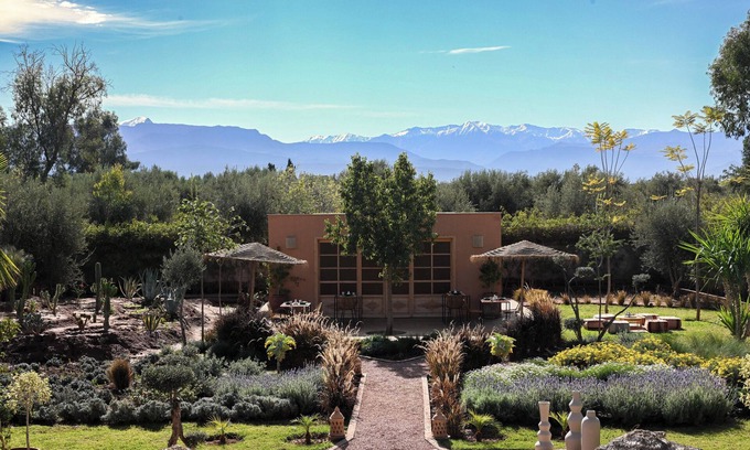 Tamazouzte Villa | Superb year-round heated pool villa with Atlas views, 4 suites of 50m2.