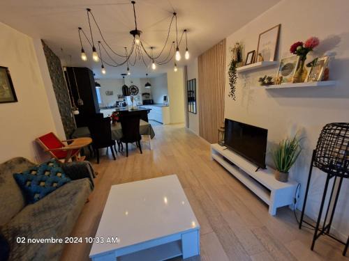 Petit Nanterre Apartment | Superbe Appartement 3 pièces près de la Défense