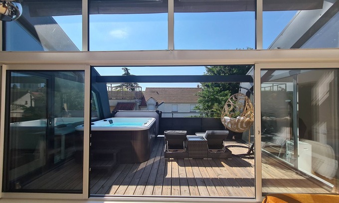 Chatillon Apartment | Superbe Appartement Avec Jacuzzi sur Terrasse, Sauna et Hammam Proche de Paris