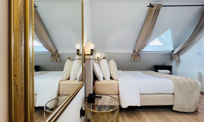 Ris Orangis Apartment | Superbe appartement avec jardin et parking privé