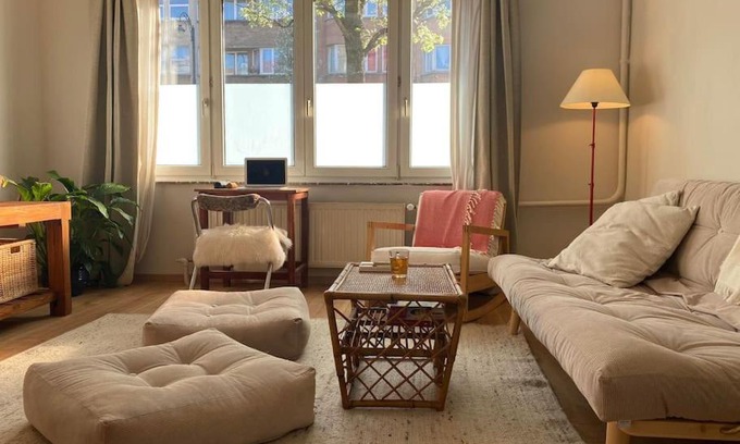 Ganshoren Apartment | Superbe appartement avec jardin, sauna et jacuzzi