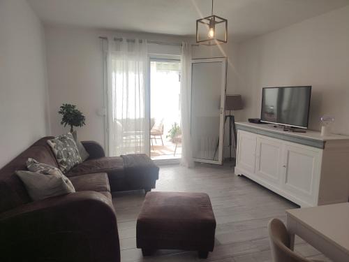 Saint-Roch Apartment | Superbe appartement avec piscine l'été de juin à septembre