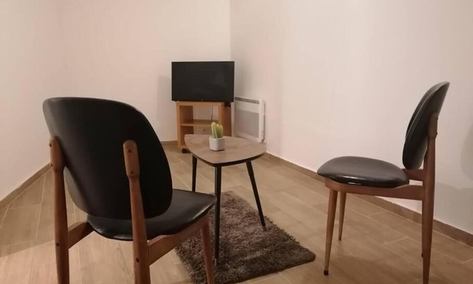 Avenir Parisien Apartment | Superbe logement(B) avec Parking Gratuit sur place