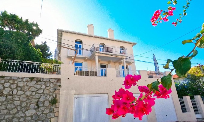 Carnot Villa | SUPERBE MAISON 6 ch, 4 sdb, terrasses et billard