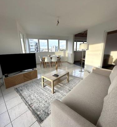 Breche - Prefecture Apartment | Superbe T4 Vue, Métro Commerces