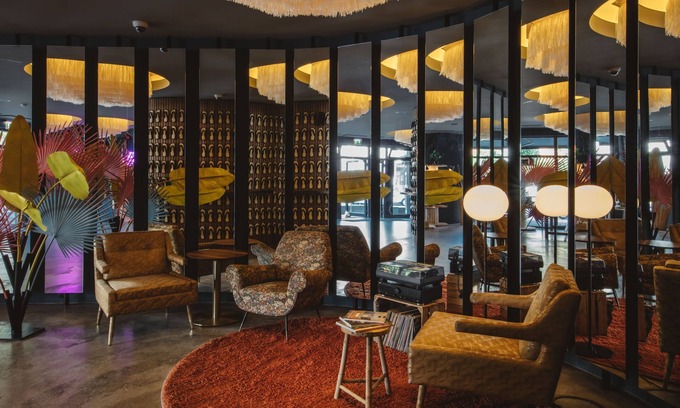 Bahrenfeld Hotel | Superbude Altona Paradise