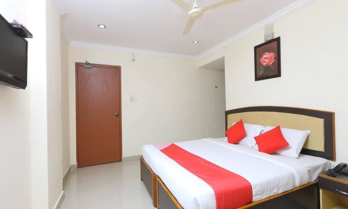 Tirupati Hotel | Superior classic rooms