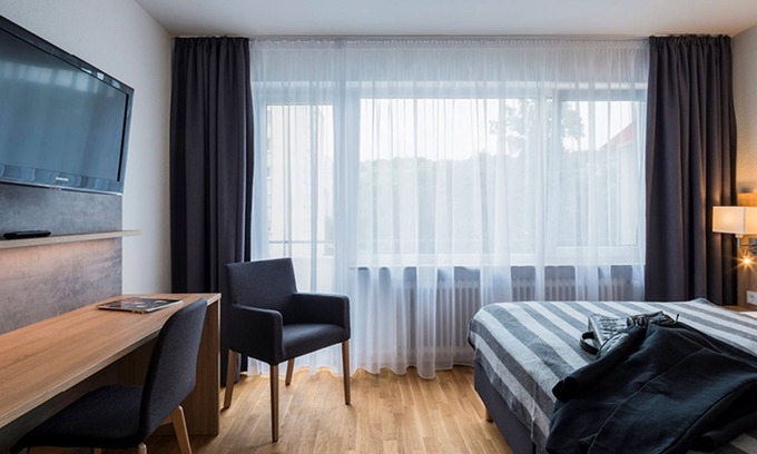 Loerrach Apartment | Superior Doppelzimmer mit Balkon