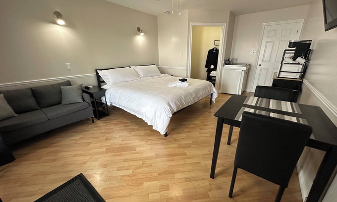Timiskaming District Apartment | Superior King Suite - Private Entrance - Lakeview