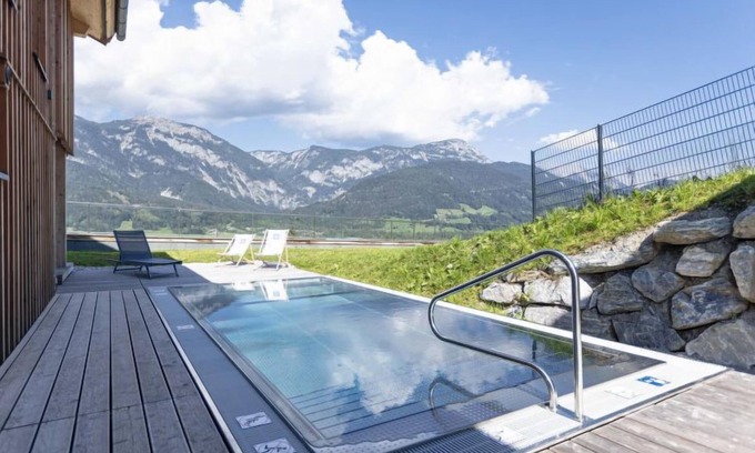 Haus im Ennstal House | Superior mit 3 Schlafzimmern,Sauna&Pool by Interhome