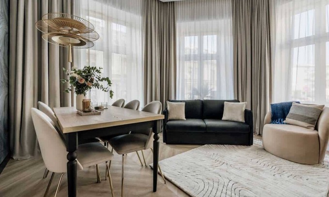 Piasek Południe Apartment | Superior Two-Bedroom with Modern Elegance