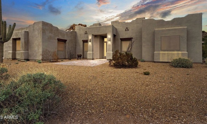 Apache Junction House | SUPERSTITION Mountains hideaway w/360 views of Mountains and City lights