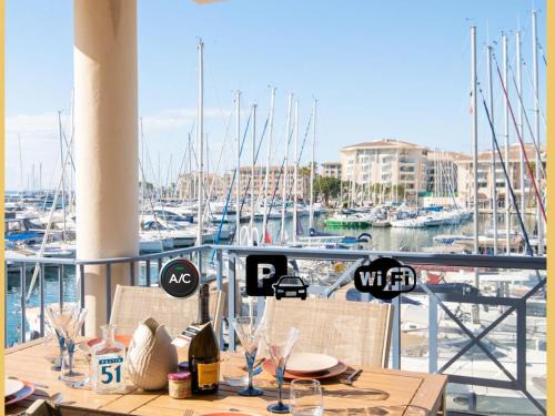 Frejus Plage Apartment | Sur le port, 3 cham, parking