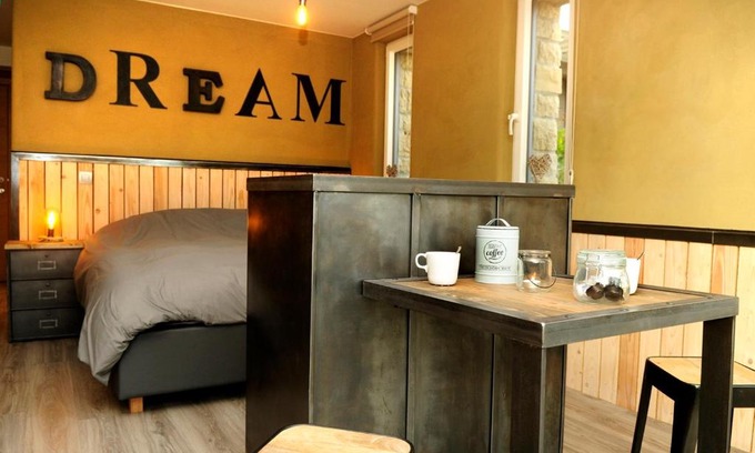 Hamois Bed & Breakfast | Sur le tige hamois