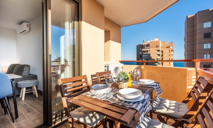 Fuengirola City Centre Apartment | Sur Suites Palmeras 2