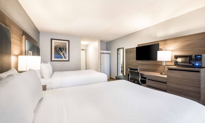 SeaTac Hotel | SureStay Hotel by Best Western SeaTac Airport North